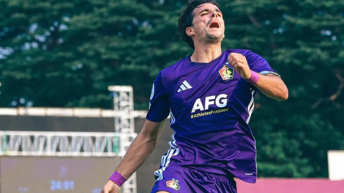 Barbosa Brace, Persik Kediri Bekuk 10 Pemain Madura United 2-0